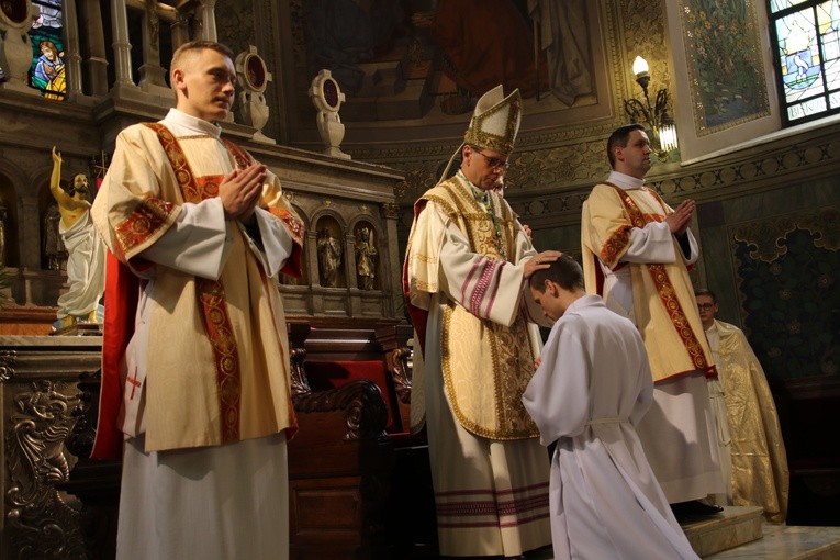 Święcenia diakonatu w Płocku. Część I