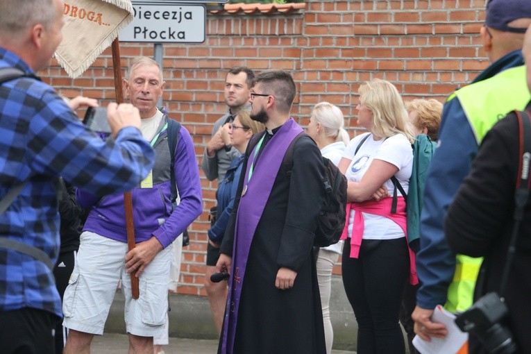 Płock. Pielgrzymka na Jasną Górę 2023 - wyjście