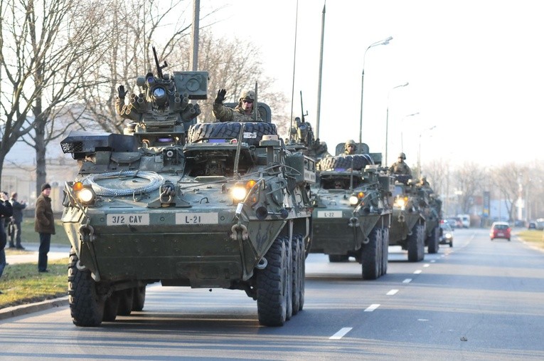 Ponad połowa Polaków chce utworzenia stałej bazy wojsk USA w naszym kraju