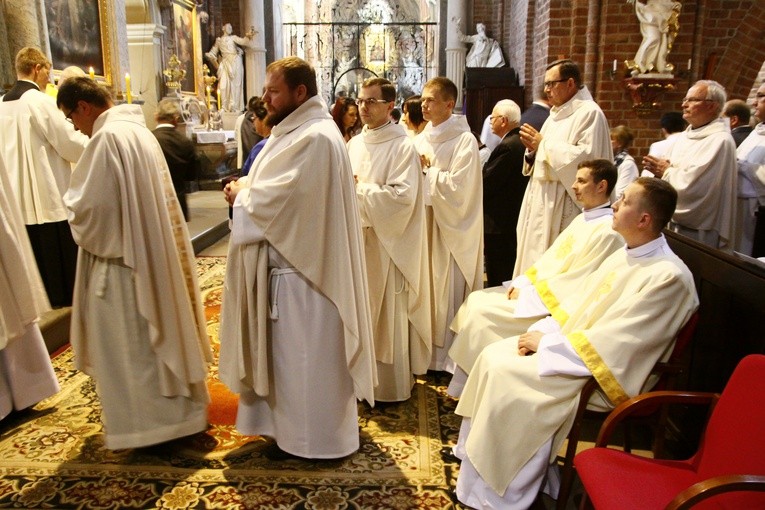 Święcenia diakonatu w Rudach