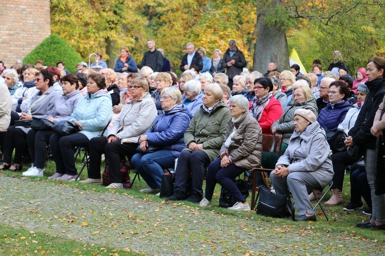 Smardzewo. Diecezjalna Pielgrzymka Kół Żywego Różańca