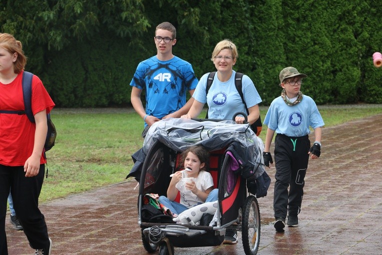 Gostynin. Pielgrzymka na Jasną Górę 2023 - obiad