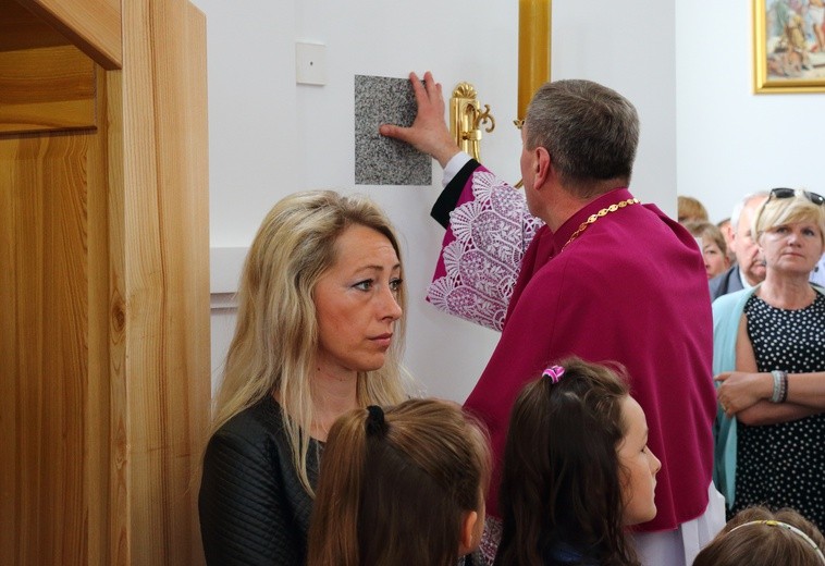 Konsekracja świątyni - parafia Trójcy Przenajświętszej Morąg