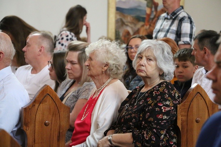 Popowo Kościelne. Wprowadzenie relikwii bł. Carla Acutisa