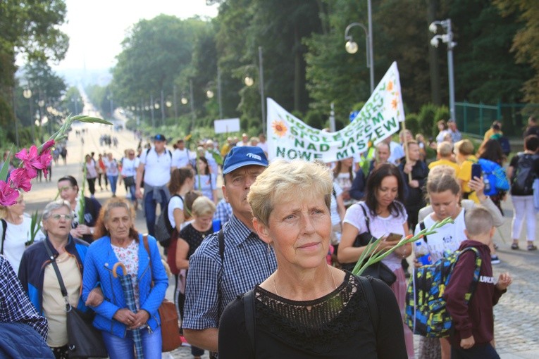 Pielgrzymka na Jasną Górę. Wejście na szczyt