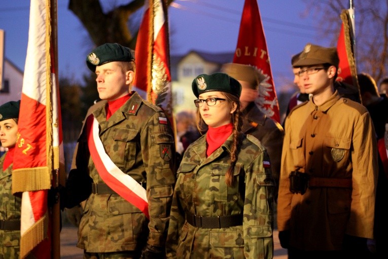 Warta honorowa w Makowie Mazowieckim