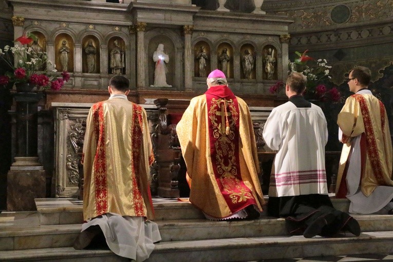 Święcenia diakonatu