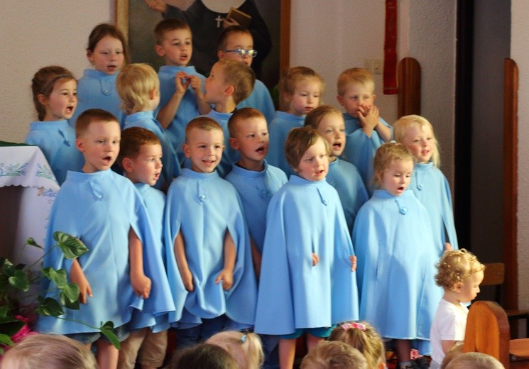 Konkurs Pieśni Maryjnych - przedszkole bł. Franciszki