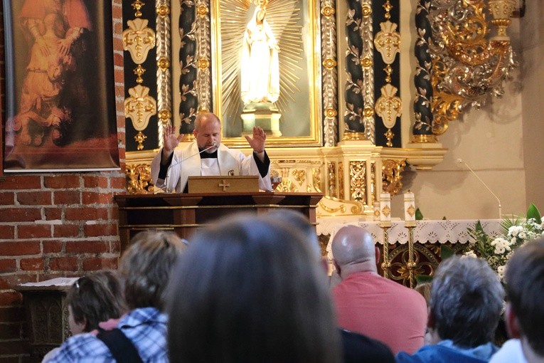 Pieszo do Matki Bożej Lipskiej