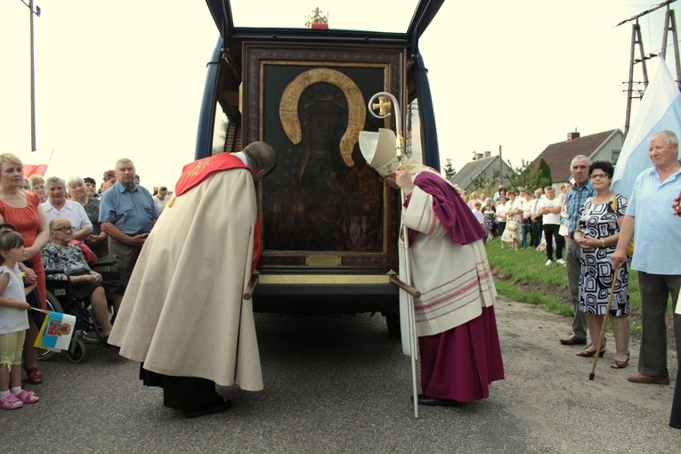 Grzebsk. Nawiedzenie w parafii pw. św. Leonarda
