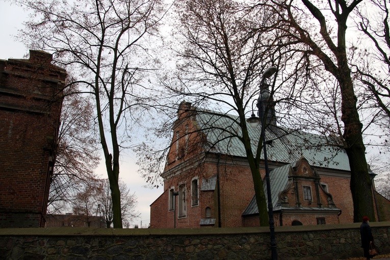 Drobin. Poświęcenie odnowionego wnętrza kościoła