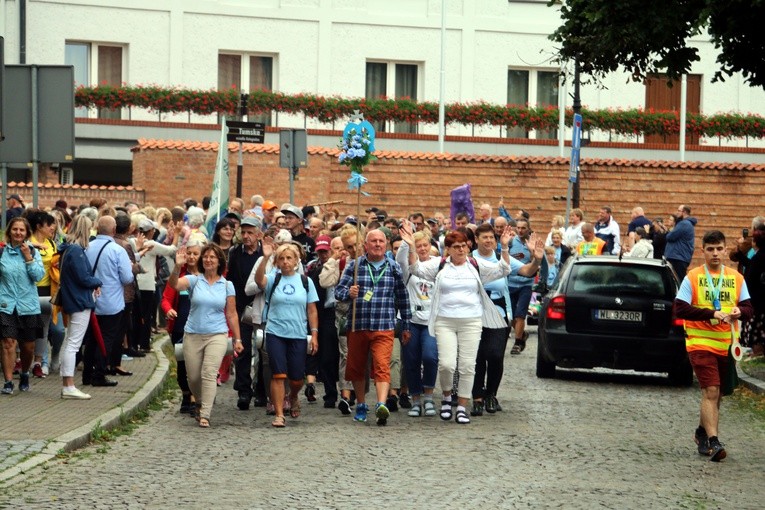 Płock. Pielgrzymka na Jasną Górę 2023 - wyjście