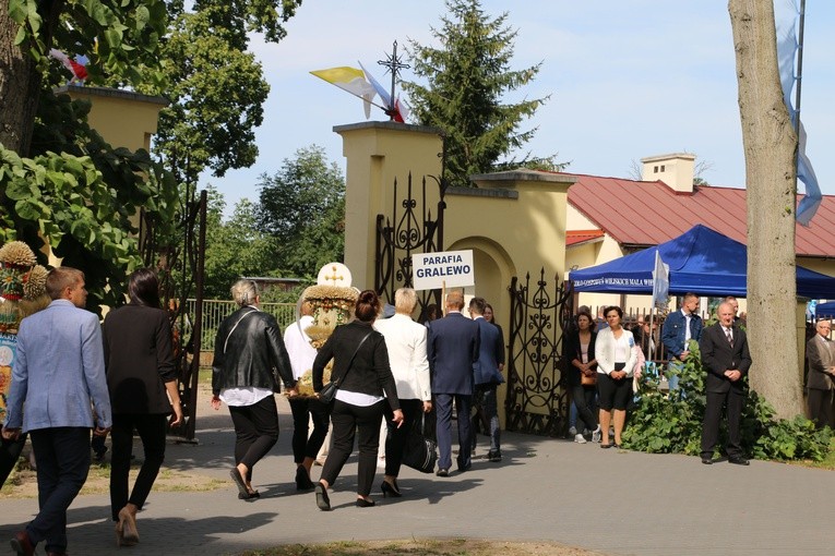 Koziebrody. Uroczystości odpustowe w święto Narodzenia NMP - cz. 1