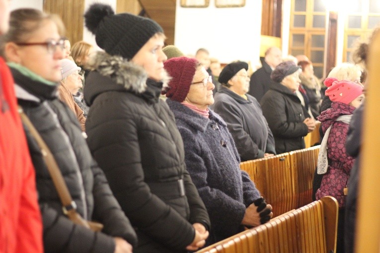 Łąck. Nawiedzenie w parafii św. Walentego w Korzeniu