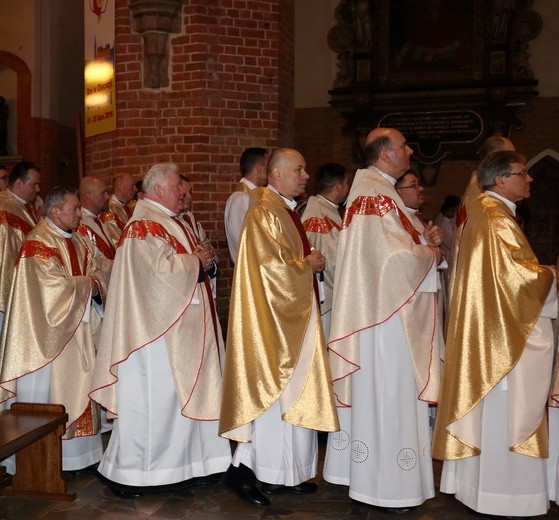 Powrócić do daru święceń
