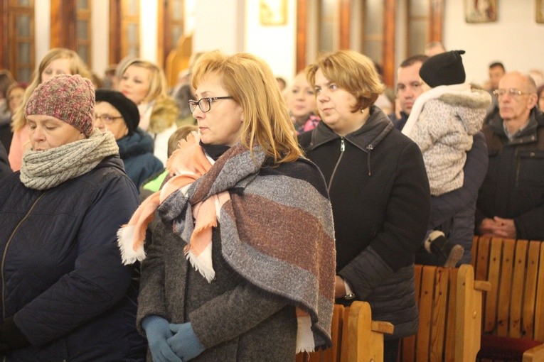 Łąck. Nawiedzenie w parafii św. Walentego w Korzeniu