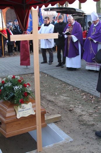 Pogrzeb ks. Adama Łacha - część I