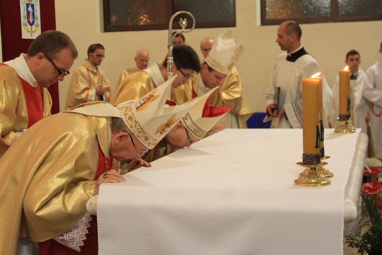 Poświęcenie kościoła w Płocku. Część 2