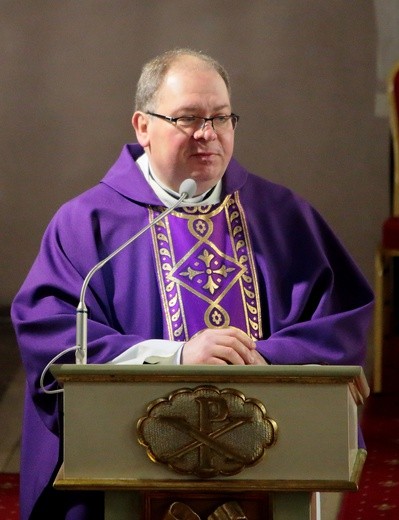 Msza pogrzebowa ks. prał. Żołnierkiewicza