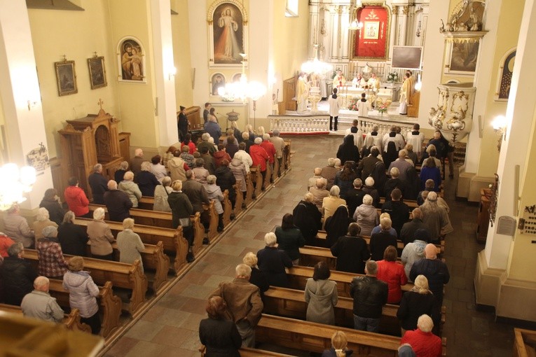 Płock. Odpust u klaretynów