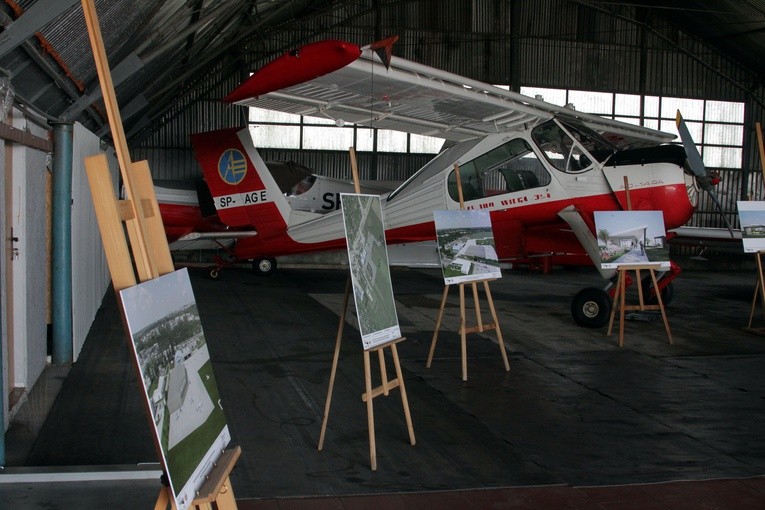 Płock. Plany rozbudowy lotniska