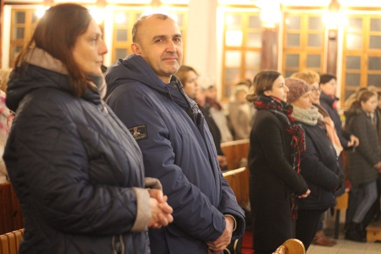 Łąck. Nawiedzenie w parafii św. Walentego w Korzeniu