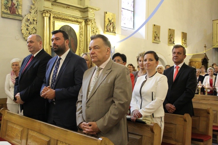 Poświęcenie prac remonotowo-budowlanych w kościele św. Anny w Kobylnikach 