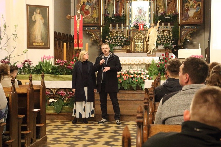 Młodzi u św. Wojciecha