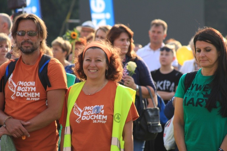 Pielgrzymka na Jasną Górę. Wejście na szczyt