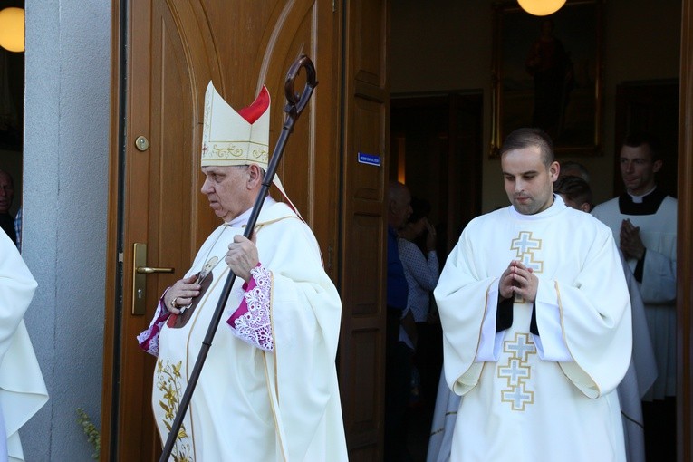 Poświęcenie kościoła w Nowym Chechle