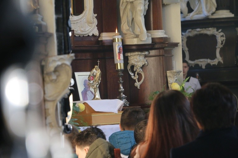 Pułtusk. Jubileusz parafii św. Józefa i wprowadzenie relikwii św. Jana Pawła II