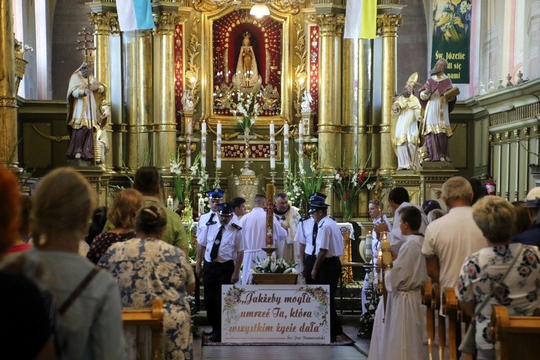 Skępe. Procesja Zaśnięcia NMP