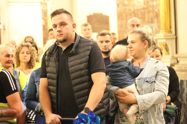 Pielgrzymka. W kaplicy Matki Bożej