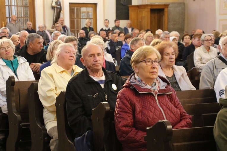 Płock. Wyjście pielgrzymki do Skępego