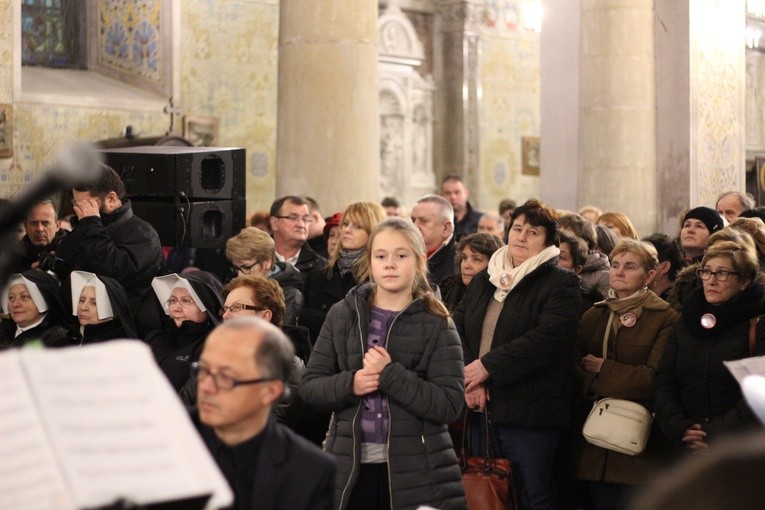 Rocznica pierwszych objawień w katedrze
