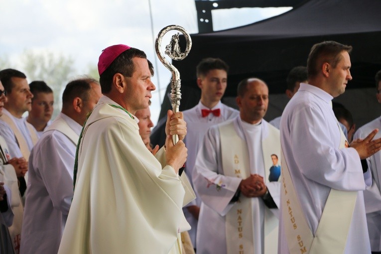 Rostkowo. Pielgrzymka dzieci (część II)