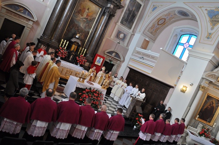 Inauguracja Kapituły św. Michała w Płocku - cz. 1
