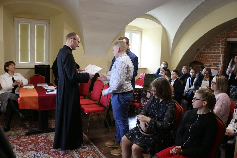 Ratowo. Konkurs recytatorski