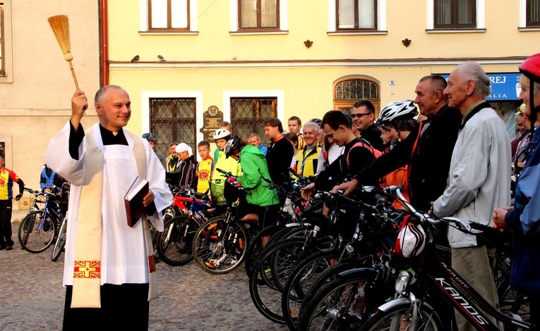 Rowerami na Jasną Górę