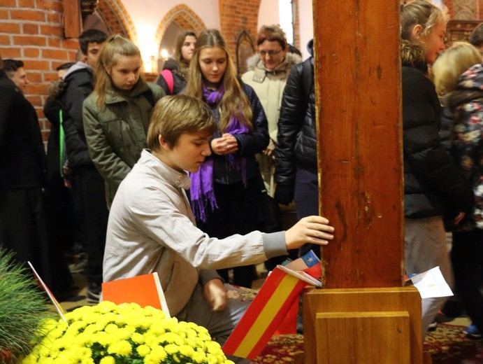 Symbole ŚDM - Parafia św. Jakuba, Tolkmicko