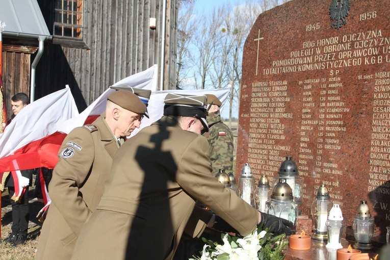 Zielona Ciechanowska. Obchody ku czci żołnierzy wyklętych