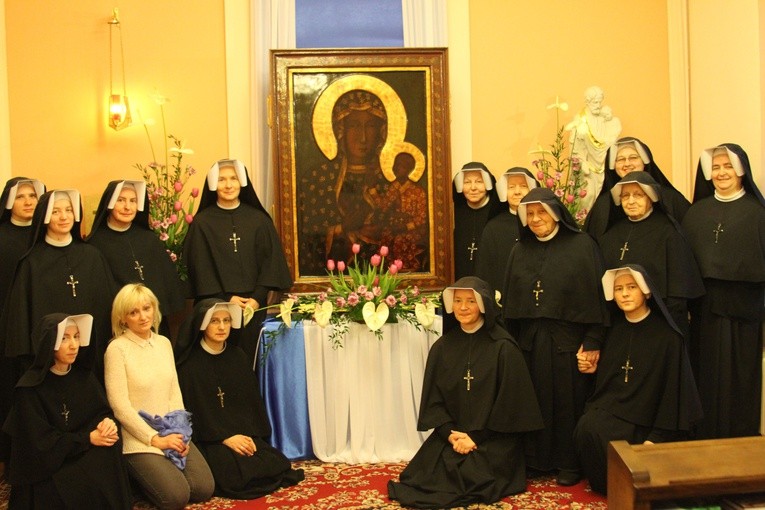 Płock. Nawiedzenie w domach zakonnych