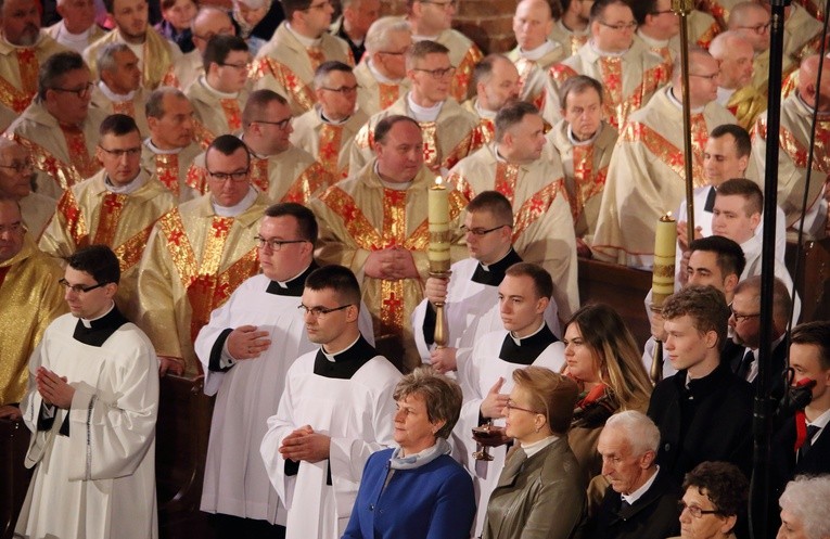 Święcenia biskupie ks. Wojciecha Skibickiego cz. II