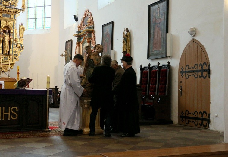 Figura św. Marii Magdaleny w Nowym Stawie