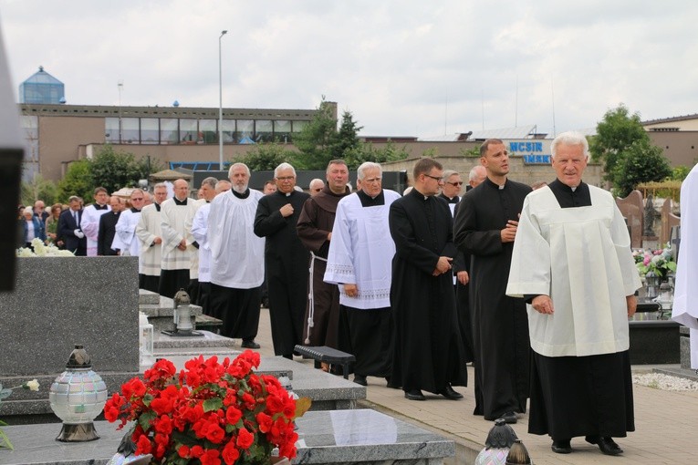 Płońsk. Pogrzeb ks. Ludwika Jasińskiego