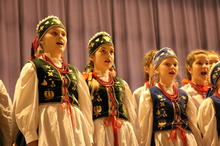 Koncert "Małych Karniewiaków"