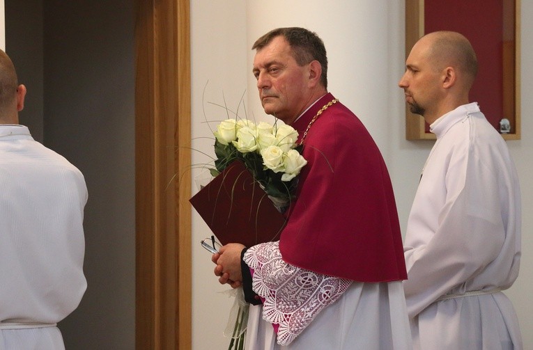 Konsekracja świątyni - parafia Trójcy Przenajświętszej Morąg