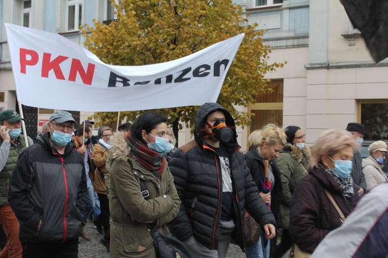 Marsz w maskach