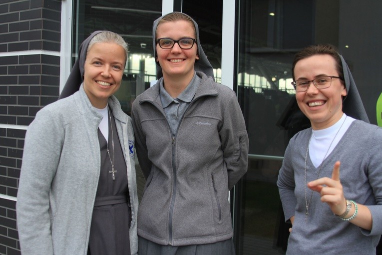 Pielgrzymka młodzieży z Rostkowa do Przasnysza - cz. 2