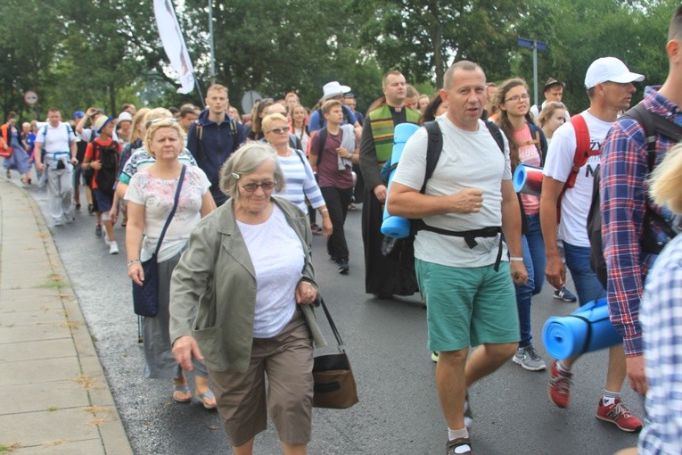 Wyjście pielgrzymki. Część 3